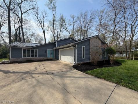 32847 Redwood Boulevard Avon Lake OH 44012