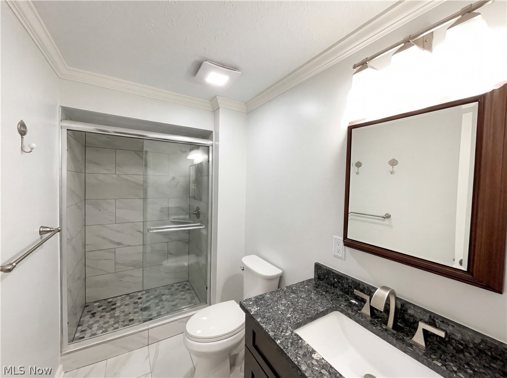 32847 Redwood Boulevard Avon Lake OH 44012