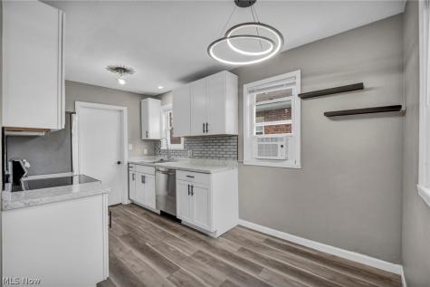1279 Elmwood Road Mayfield Heights OH 44124