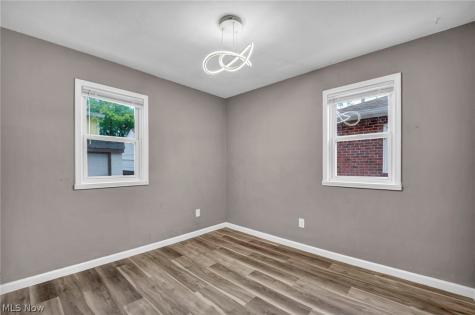 1279 Elmwood Road Mayfield Heights OH 44124