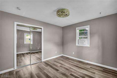 1279 Elmwood Road Mayfield Heights OH 44124