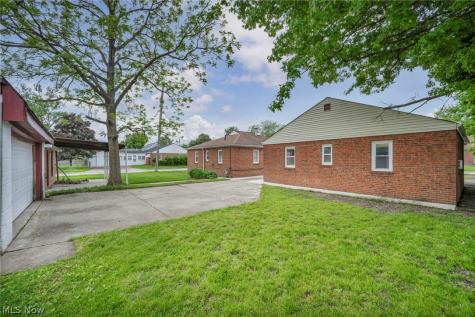 1279 Elmwood Road Mayfield Heights OH 44124