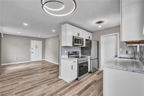 1279 Elmwood Road Mayfield Heights OH 44124