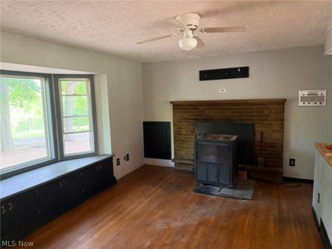 6464 Mahoning Avenue NE Alliance OH 44601