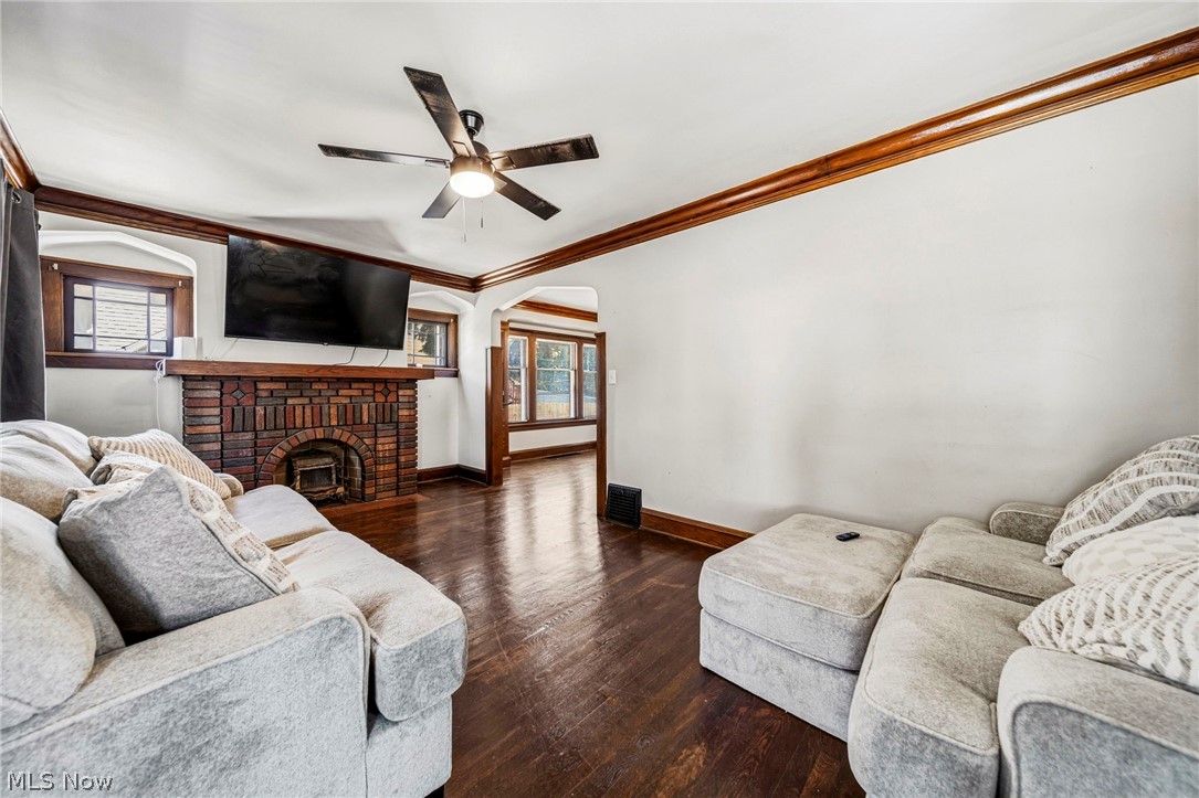 3262 W. 126th Cleveland OH 44111
