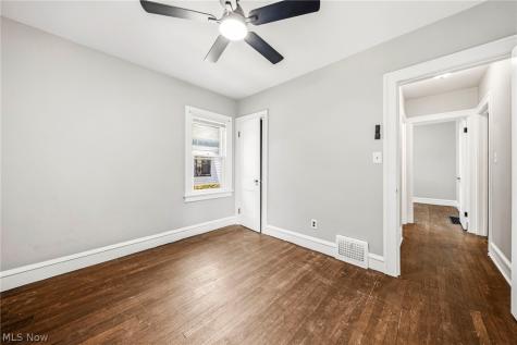3262 W. 126th Cleveland OH 44111