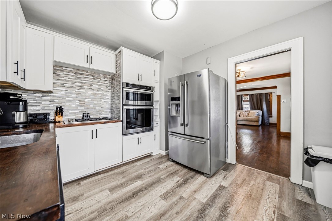 3262 W. 126th Cleveland OH 44111