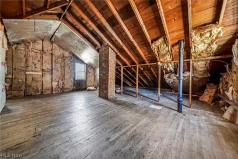 3262 W. 126th Cleveland OH 44111