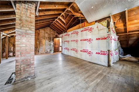 3262 W. 126th Cleveland OH 44111