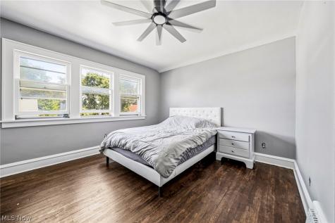 3262 W. 126th Cleveland OH 44111