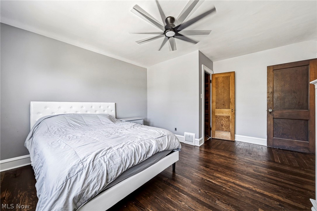 3262 W. 126th Cleveland OH 44111