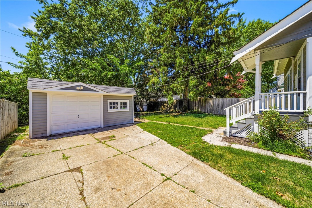 3262 W. 126th Cleveland OH 44111