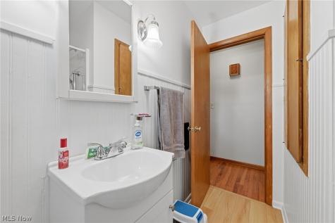 29521 Schwartz Road Westlake OH 44145