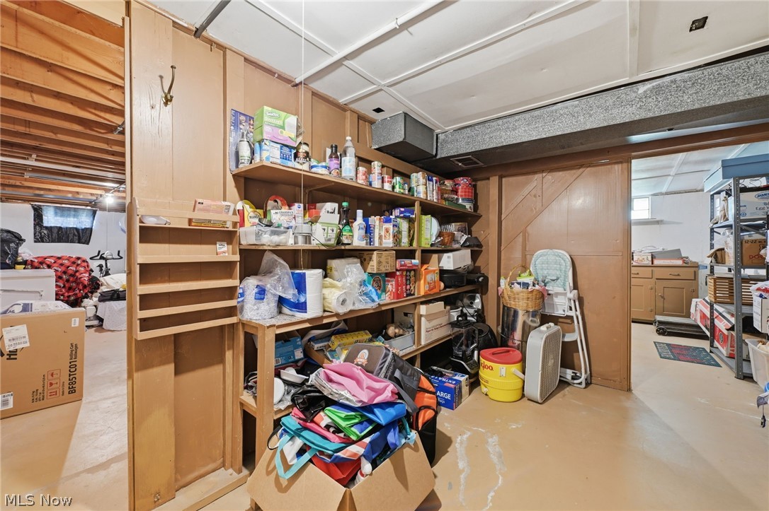 29521 Schwartz Road Westlake OH 44145