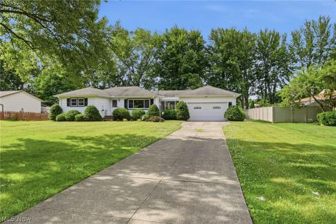 29521 Schwartz Road Westlake OH 44145