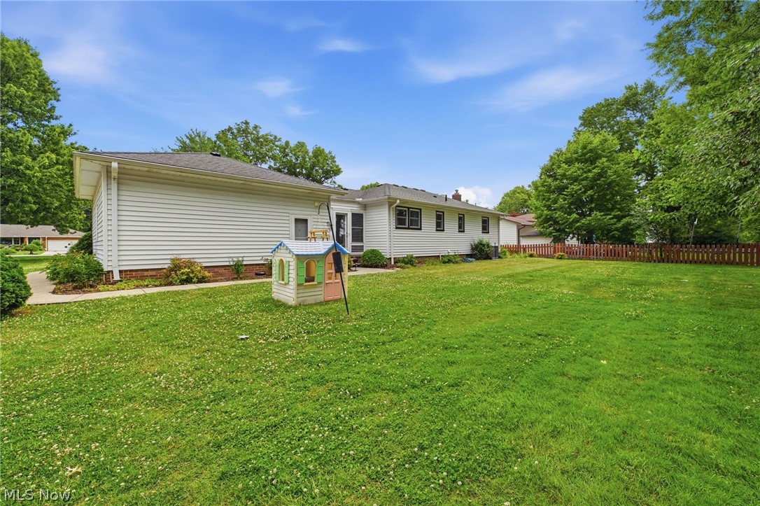 29521 Schwartz Road Westlake OH 44145