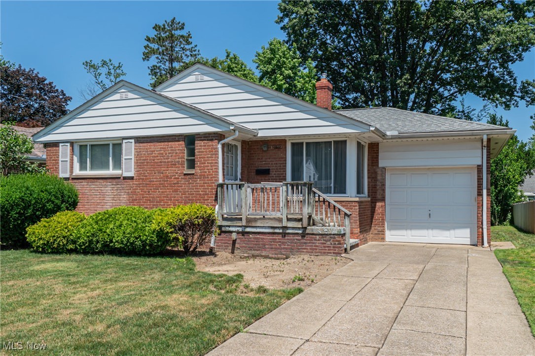 31018 Carlton Drive Bay Village OH 44140