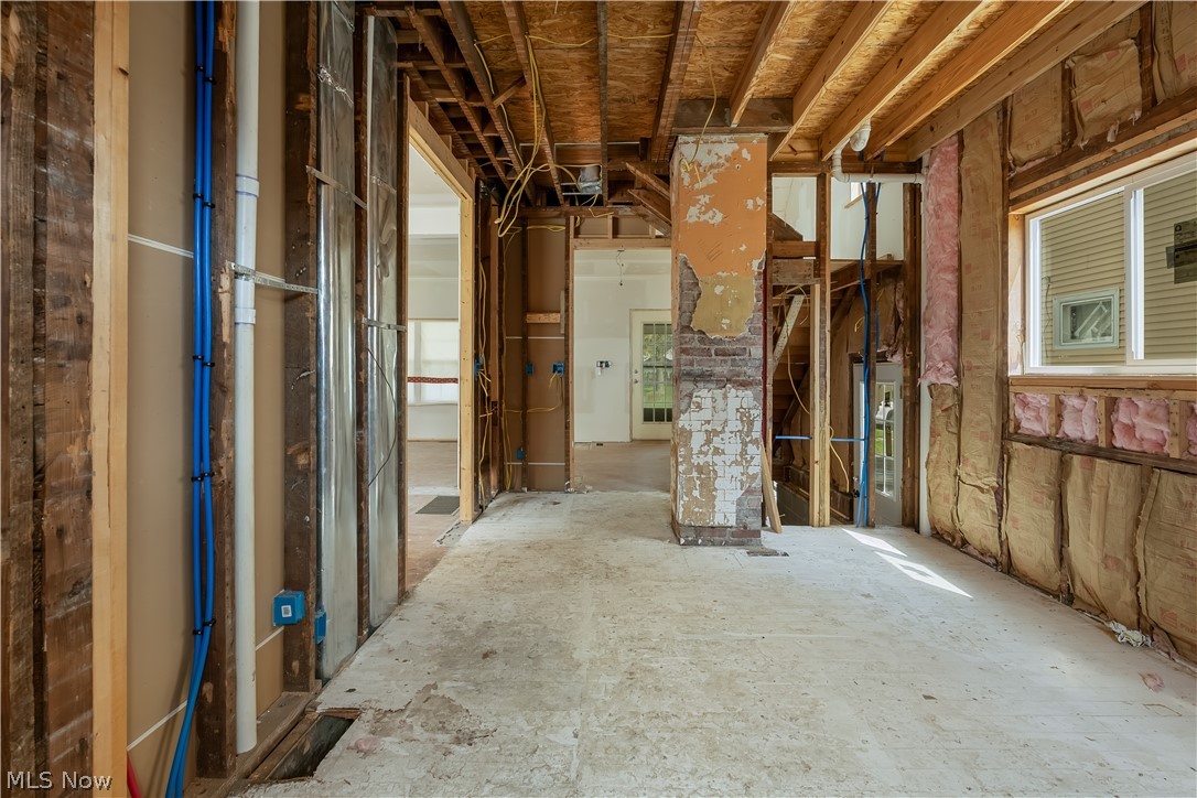 1708 W 8th Street Ashtabula OH 44004