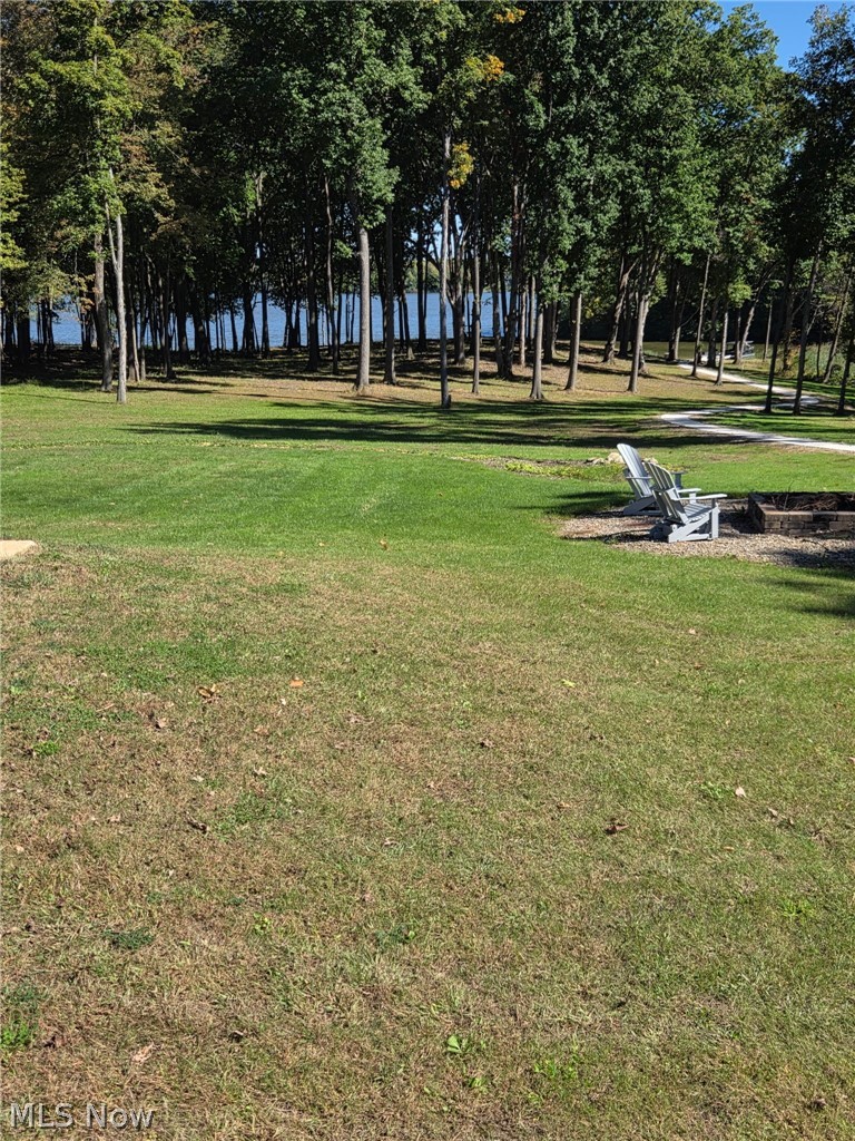 2235 S Mahoning Road Lake Milton OH 44429
