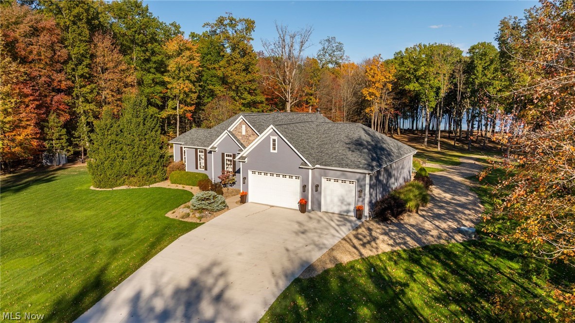 2235 S Mahoning Road Lake Milton OH 44429