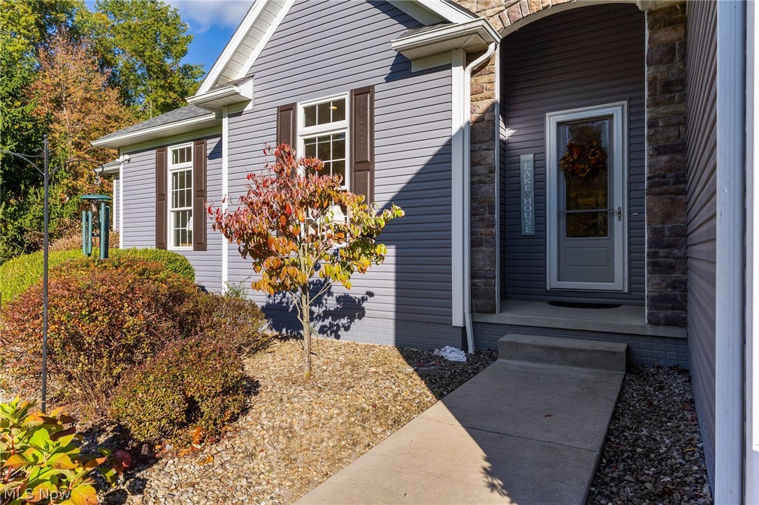 2235 S Mahoning Road Lake Milton OH 44429