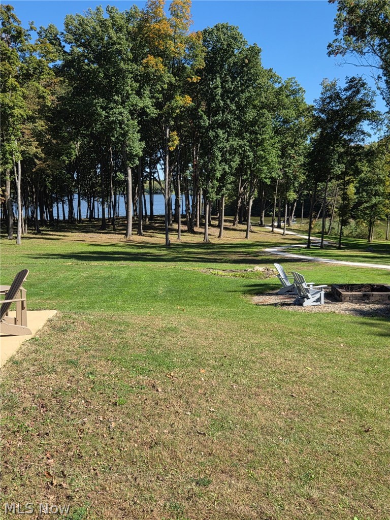 2235 S Mahoning Road Lake Milton OH 44429