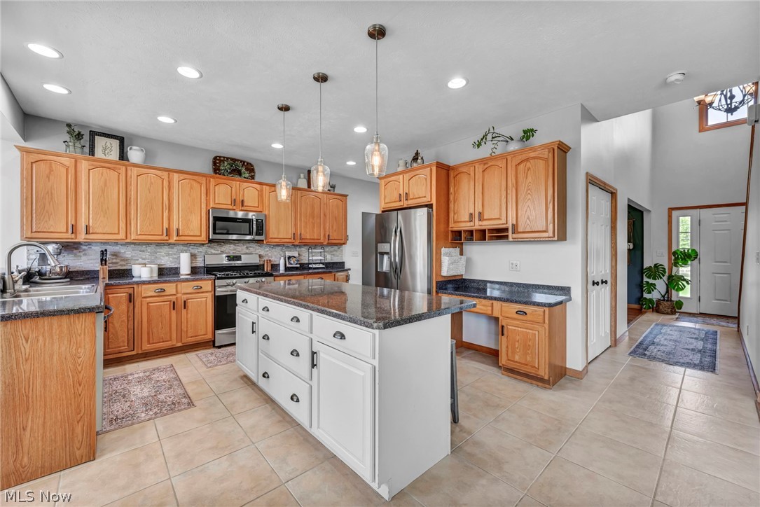 14353 Radcliffe Road Chardon OH 44024