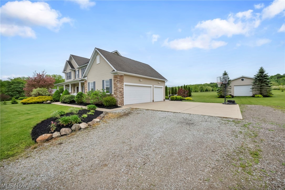 14353 Radcliffe Road Chardon OH 44024