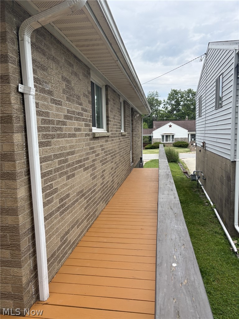 150 Orchard Street Wintersville OH 43953