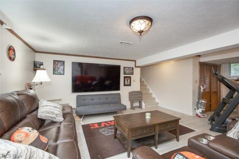 8493 Webster Road Strongsville OH 44136