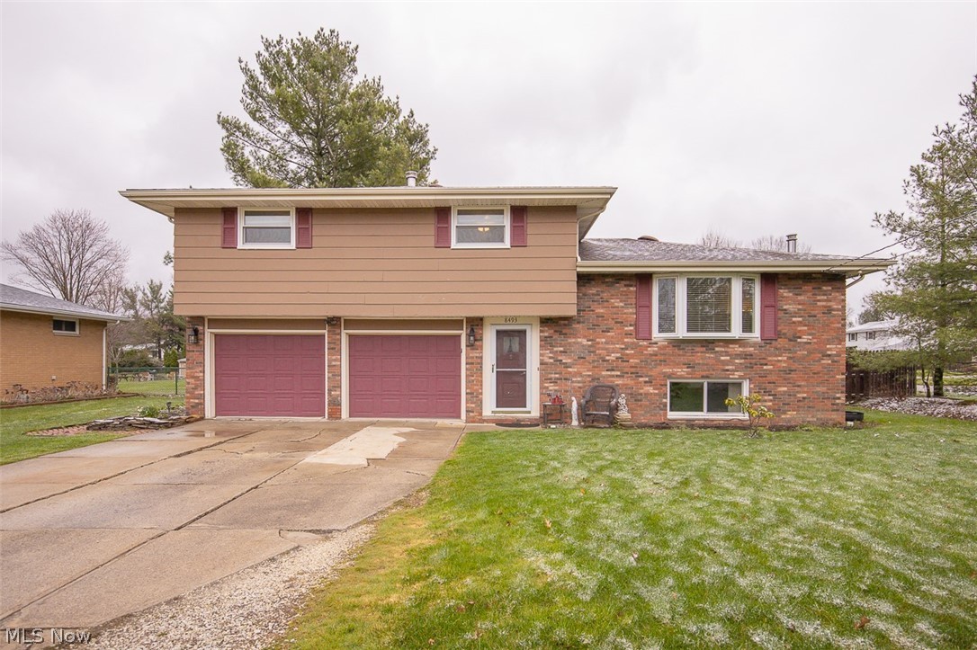 8493 Webster Road Strongsville OH 44136