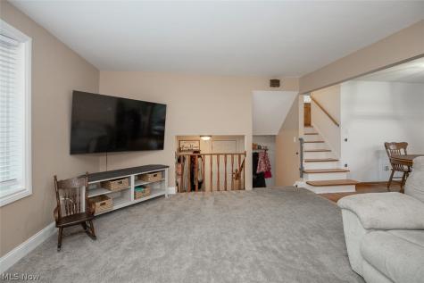 8493 Webster Road Strongsville OH 44136