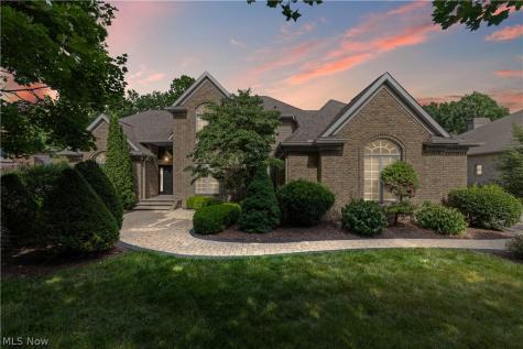 4056 Glenmoor Road NW Canton OH 44718