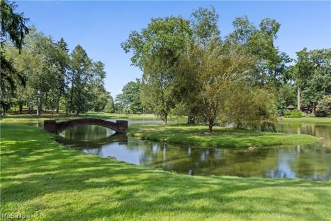 4056 Glenmoor Road NW Canton OH 44718