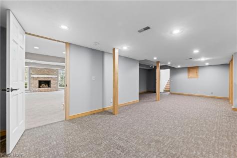 4056 Glenmoor Road NW Canton OH 44718