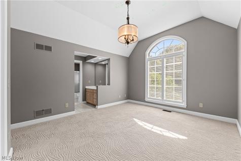 4056 Glenmoor Road NW Canton OH 44718