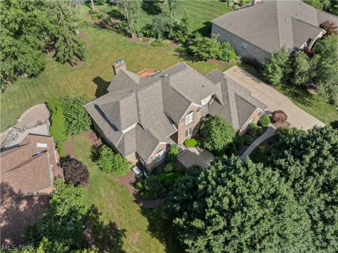 4056 Glenmoor Road NW Canton OH 44718