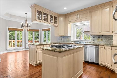 4056 Glenmoor Road NW Canton OH 44718