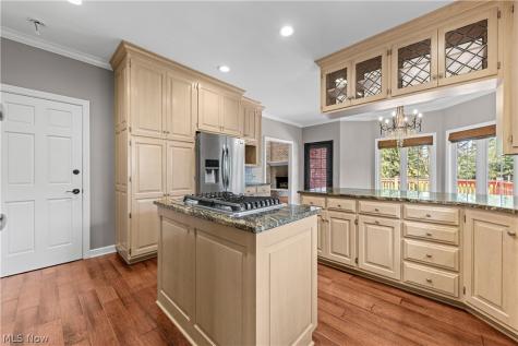 4056 Glenmoor Road NW Canton OH 44718