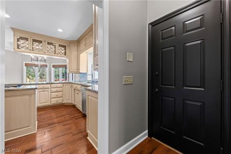 4056 Glenmoor Road NW Canton OH 44718