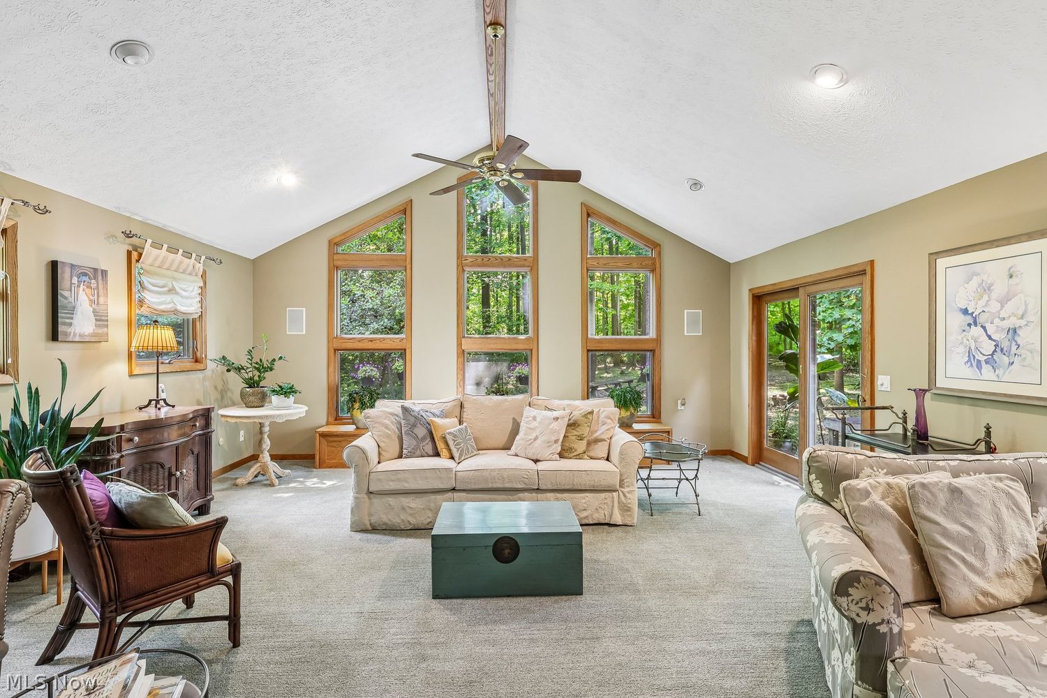 6470 Queens Way Brecksville OH 44141