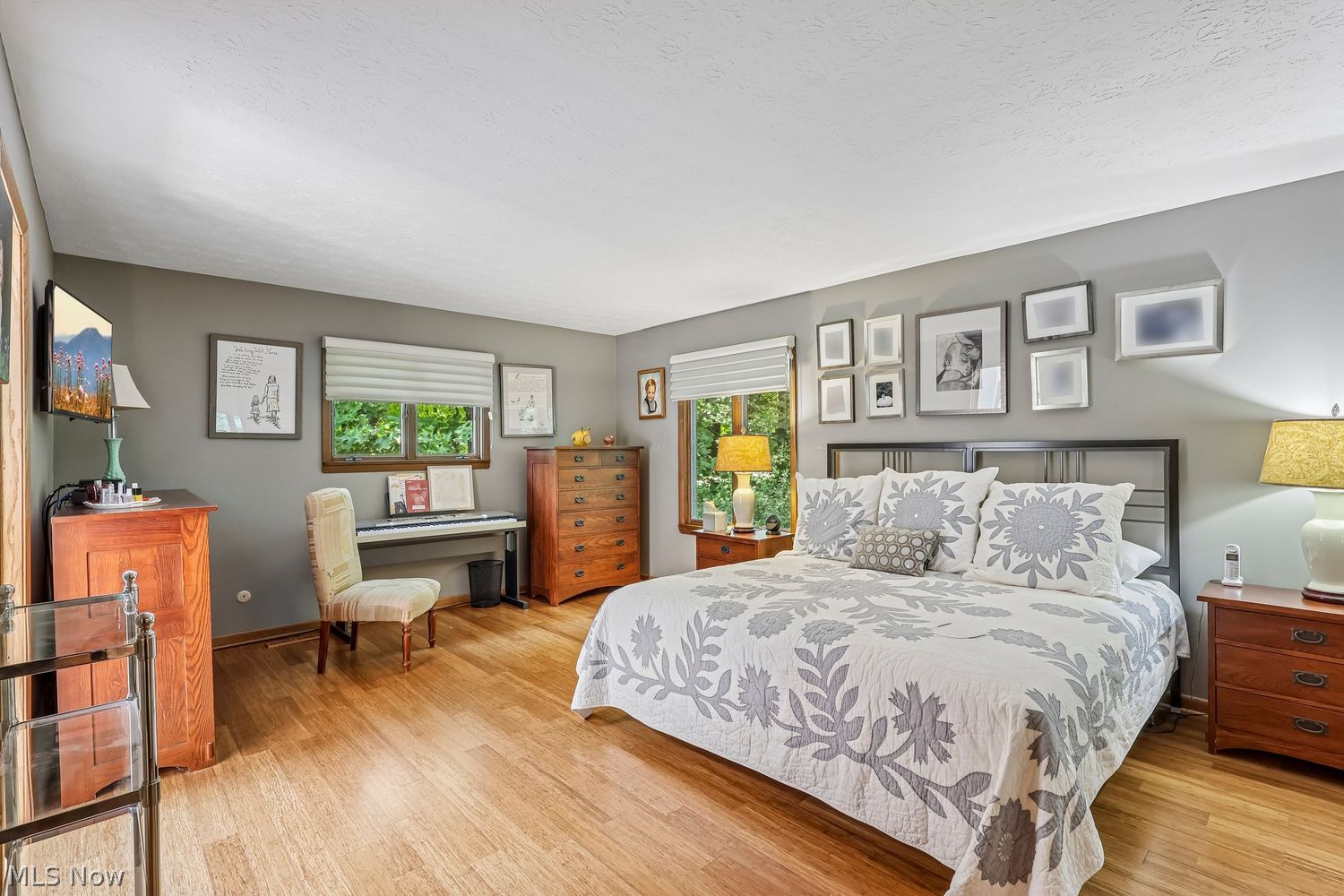 6470 Queens Way Brecksville OH 44141