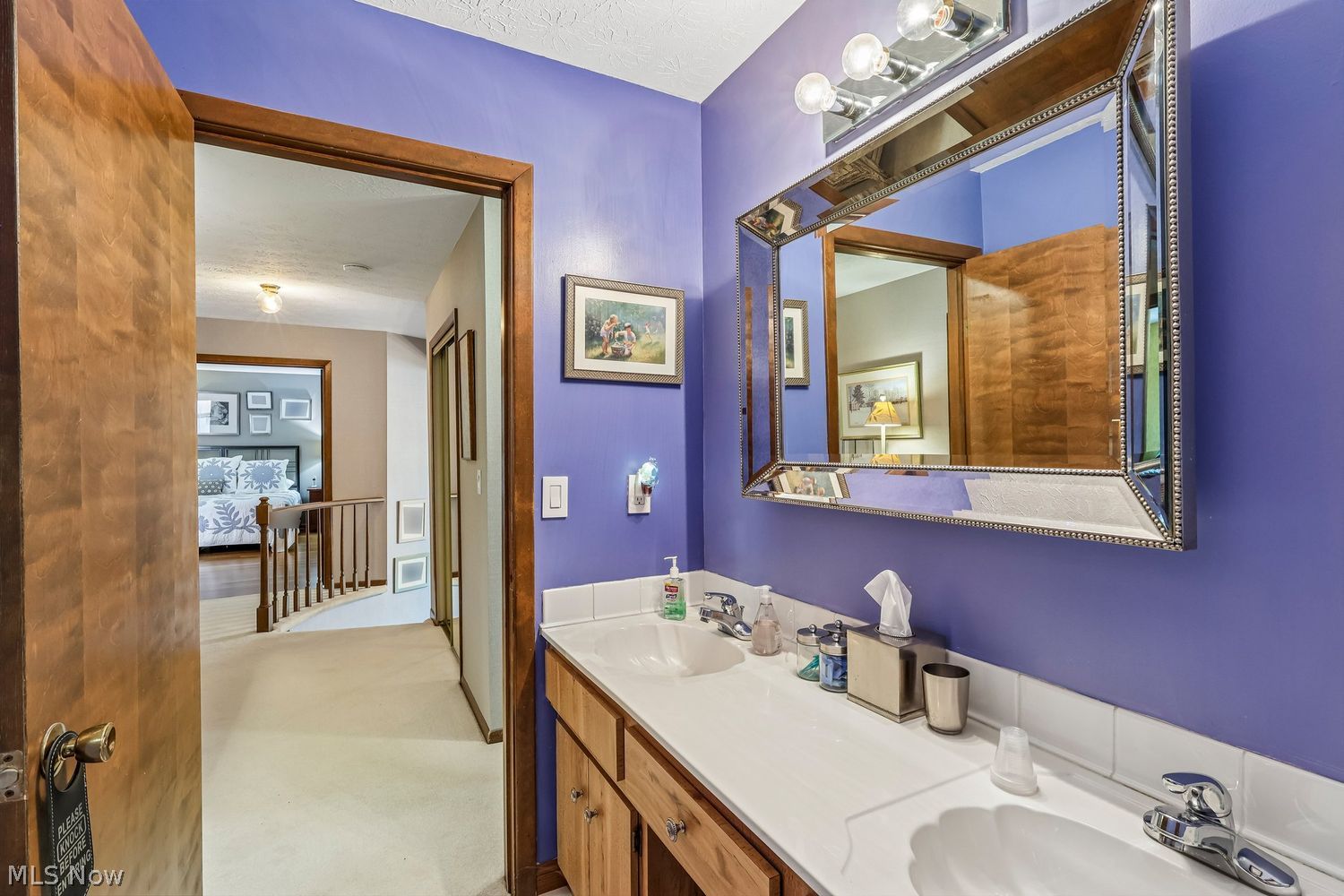 6470 Queens Way Brecksville OH 44141