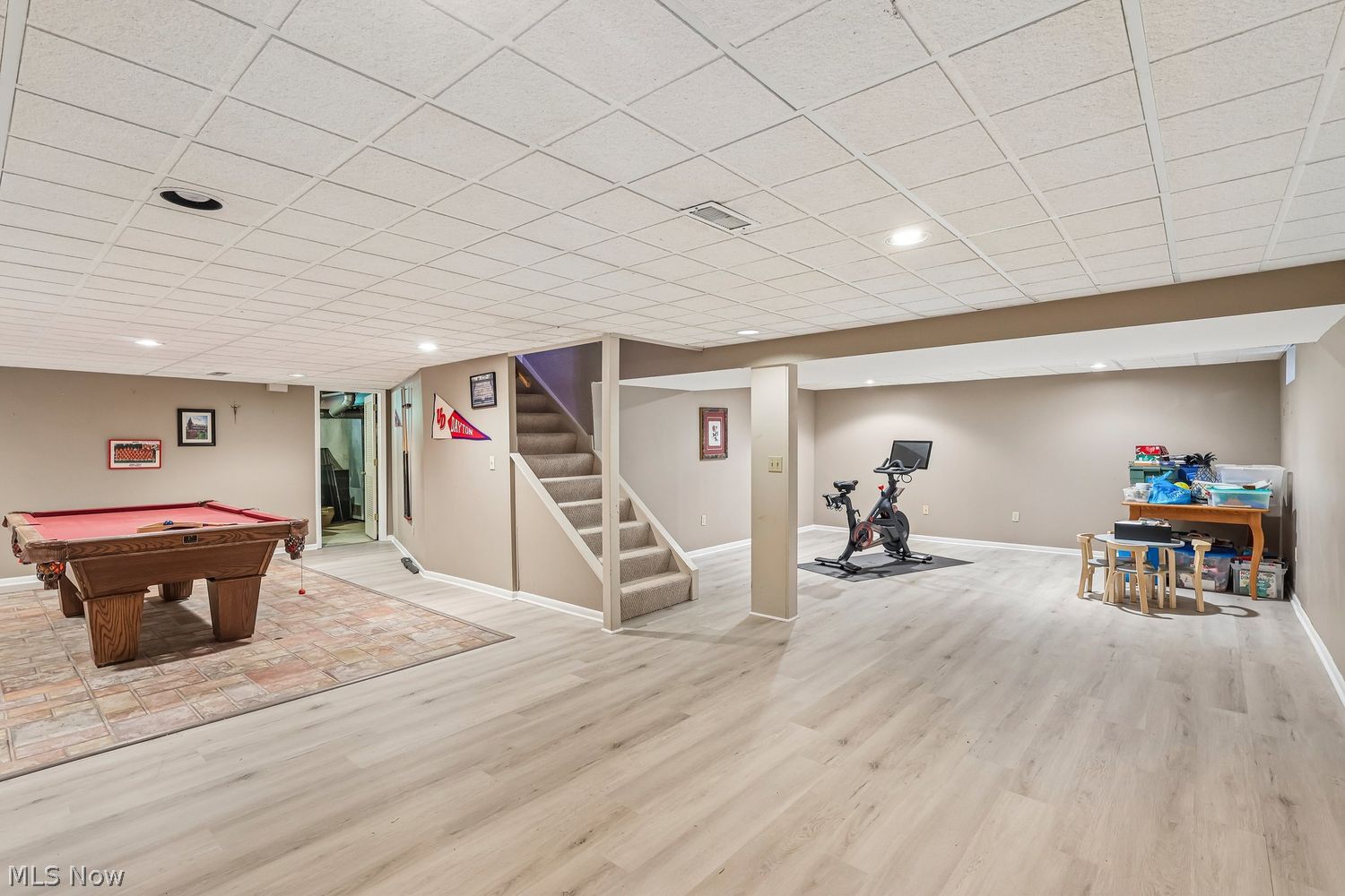 6470 Queens Way Brecksville OH 44141
