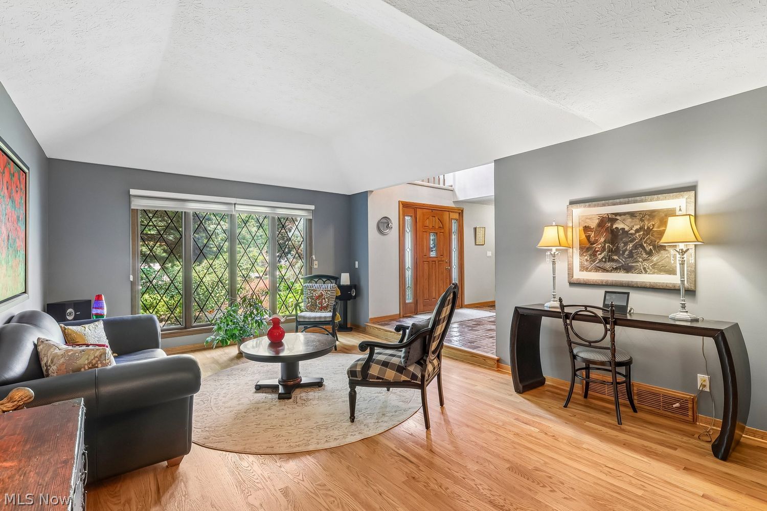 6470 Queens Way Brecksville OH 44141