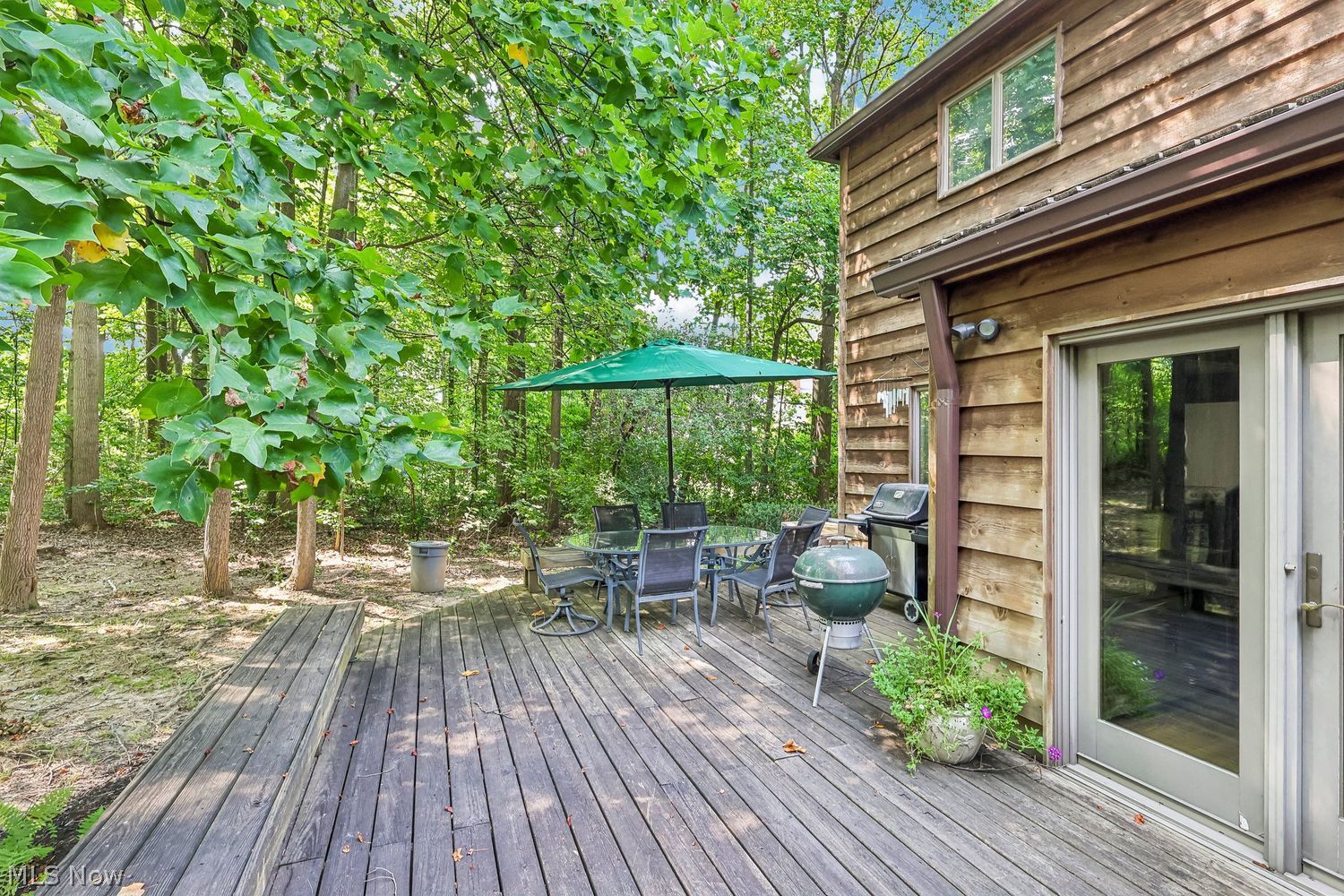 6470 Queens Way Brecksville OH 44141