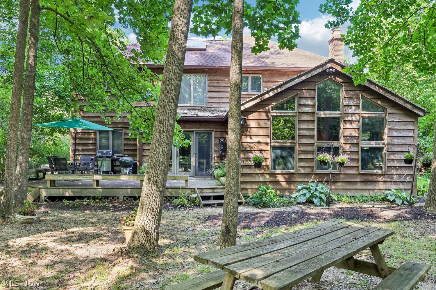 6470 Queens Way Brecksville OH 44141
