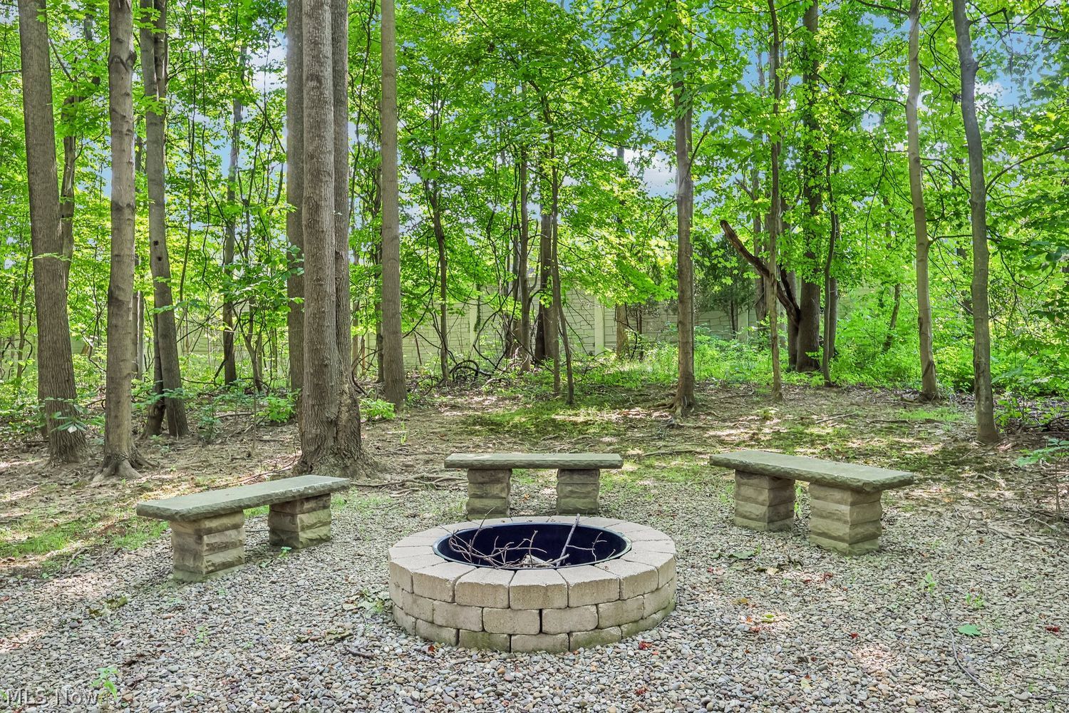 6470 Queens Way Brecksville OH 44141