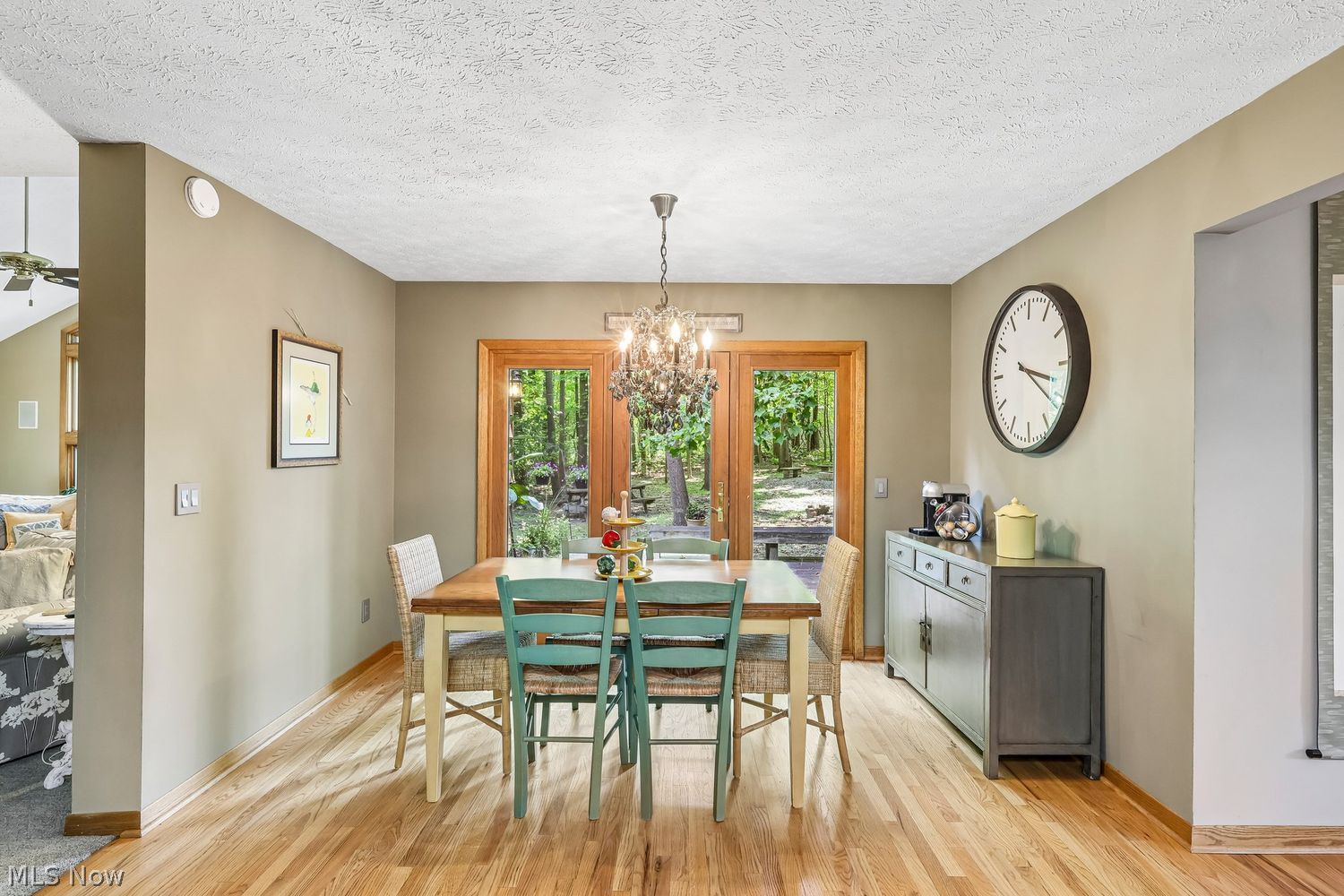 6470 Queens Way Brecksville OH 44141