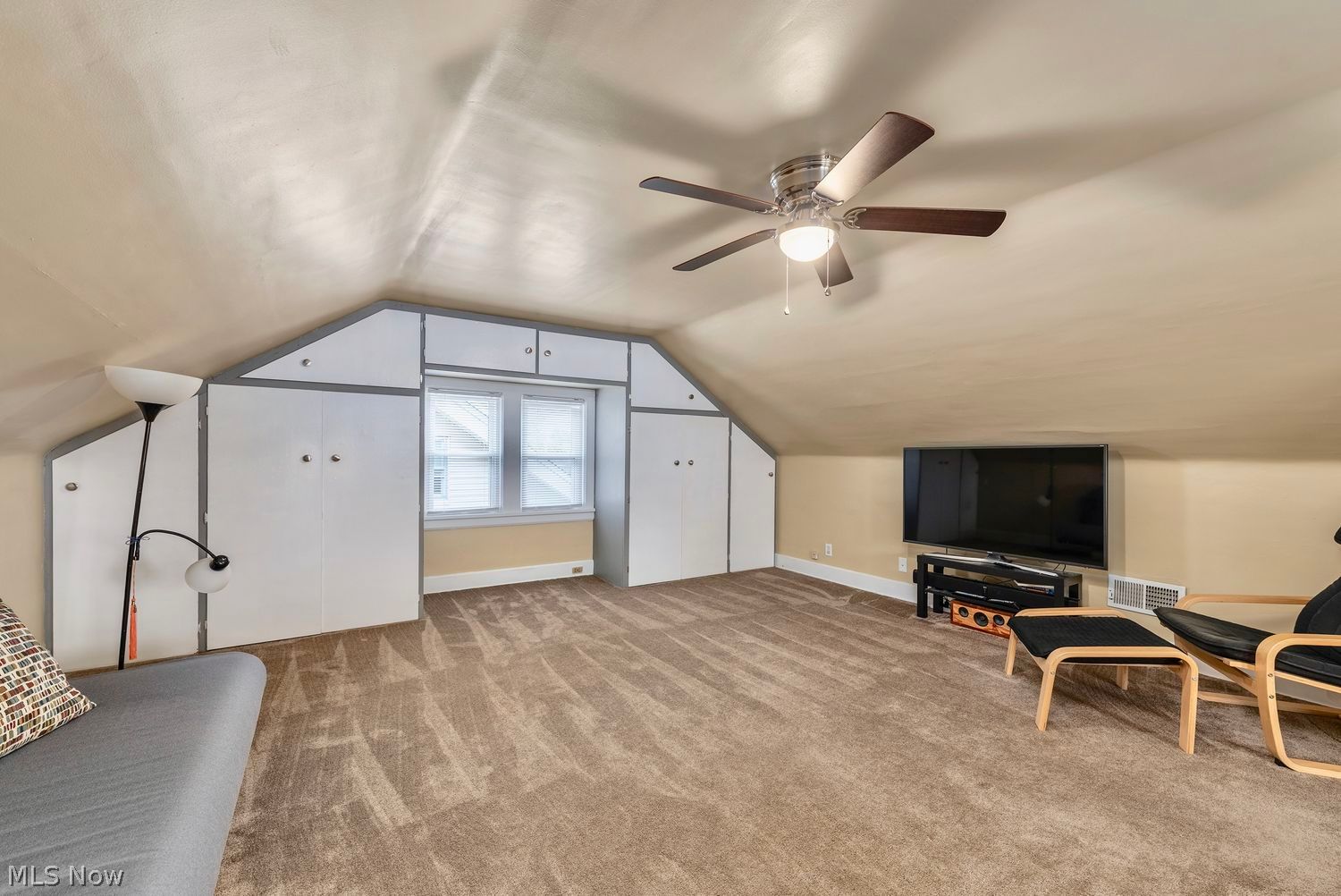 1611 Woodward Avenue Lakewood OH 44107